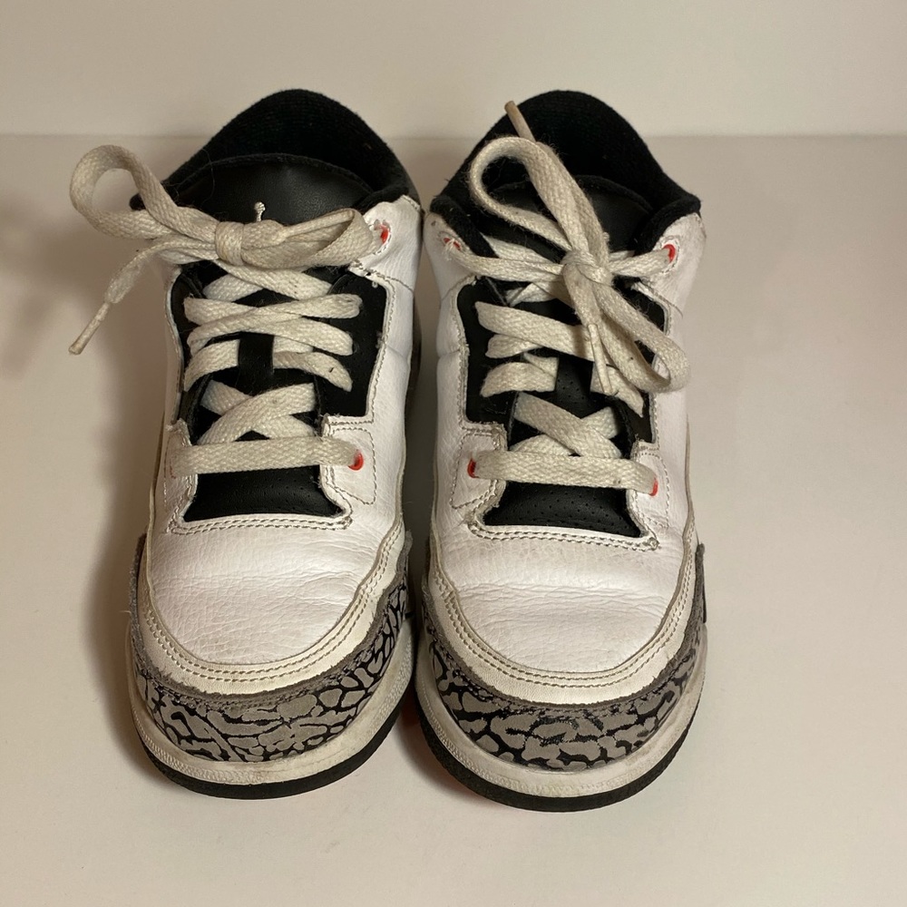 Air Jordan 3 Retro BP “Infrared 23”